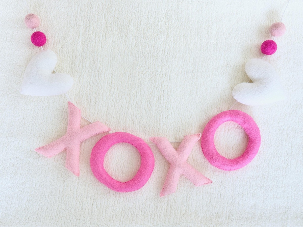 Pink XOXO Felt Letters Valentine Garland : Nursery Bookshelf Decor