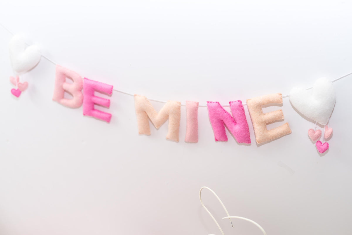 Pink Felt Be Mine Garland: Valentine Fireplace Mantel Decor